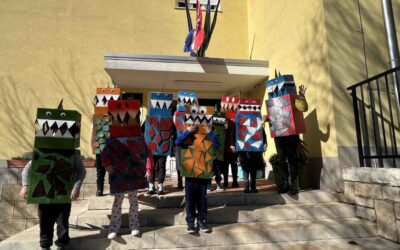 Produženci u maskiranoj povorci