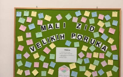 Povodom Dana ružičastih majica Mali zid velikih poruka u Produženom boravku